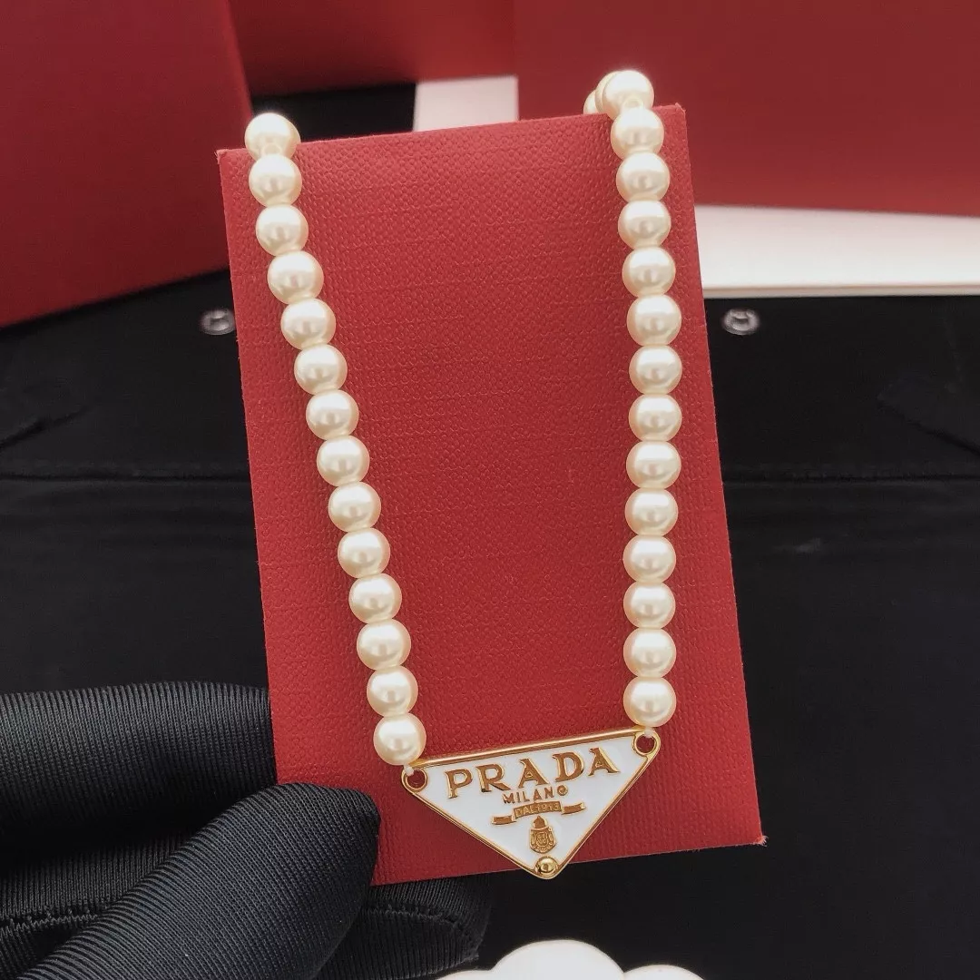 prada collier pour femme s_12b16144